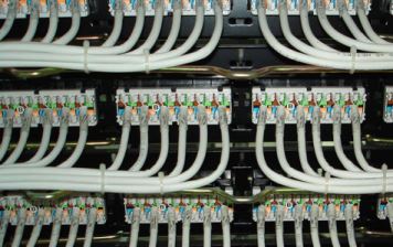 �W(w��ng)�j(lu��)����ϵ�y(t��ng)ʩ���ļ�(x��)��(ji��)�c(di��n)